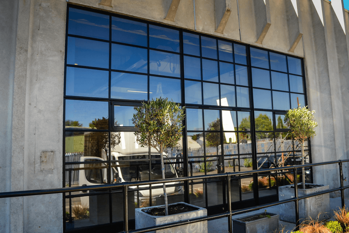 Commercial windows