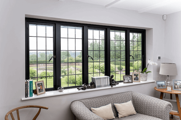 Exploring the frame of a window: why steel is a superior choice